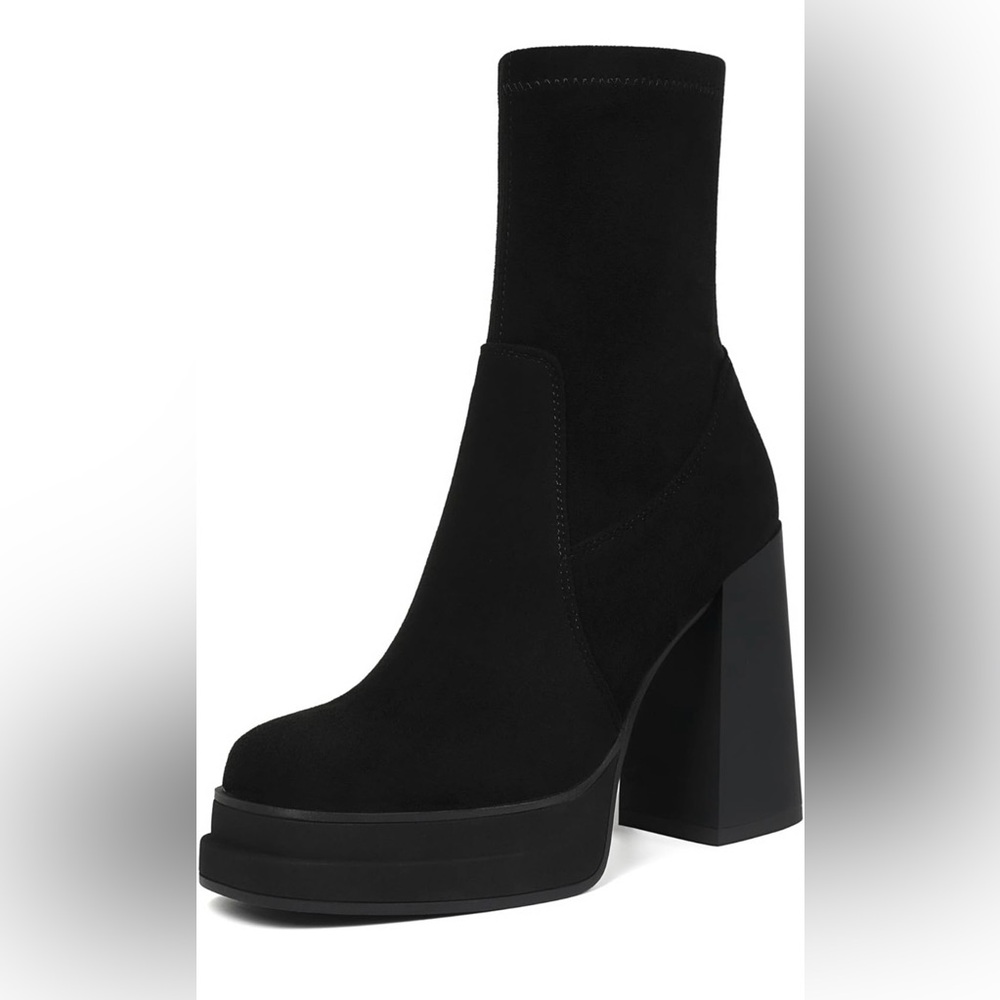 Elegant Black Women's Boots
